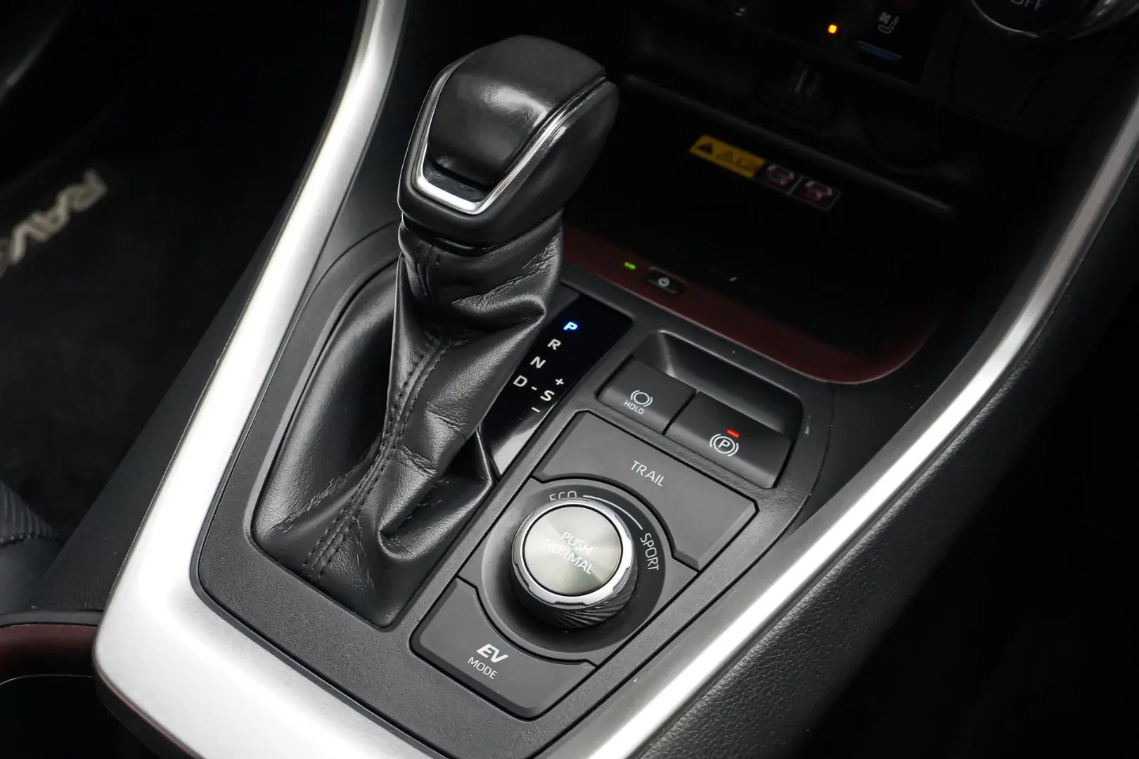 2024 Toyota RAV4 Gallery Image 19