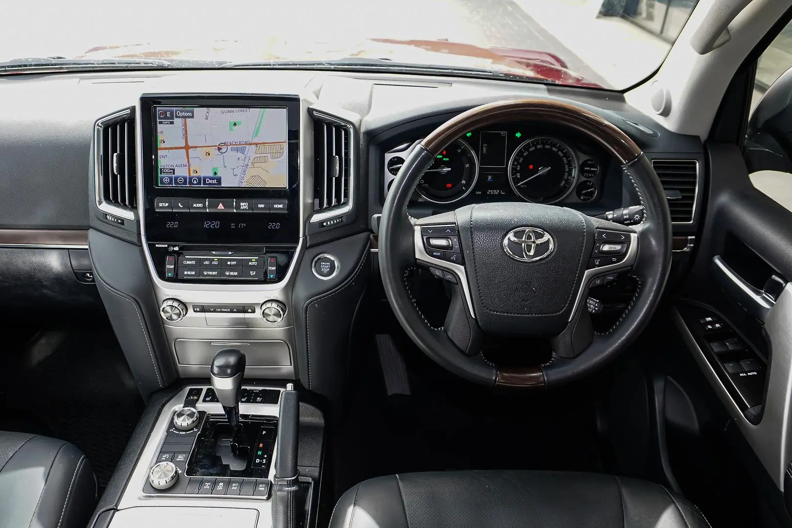 2021 Toyota Landcruiser Gallery Image 11