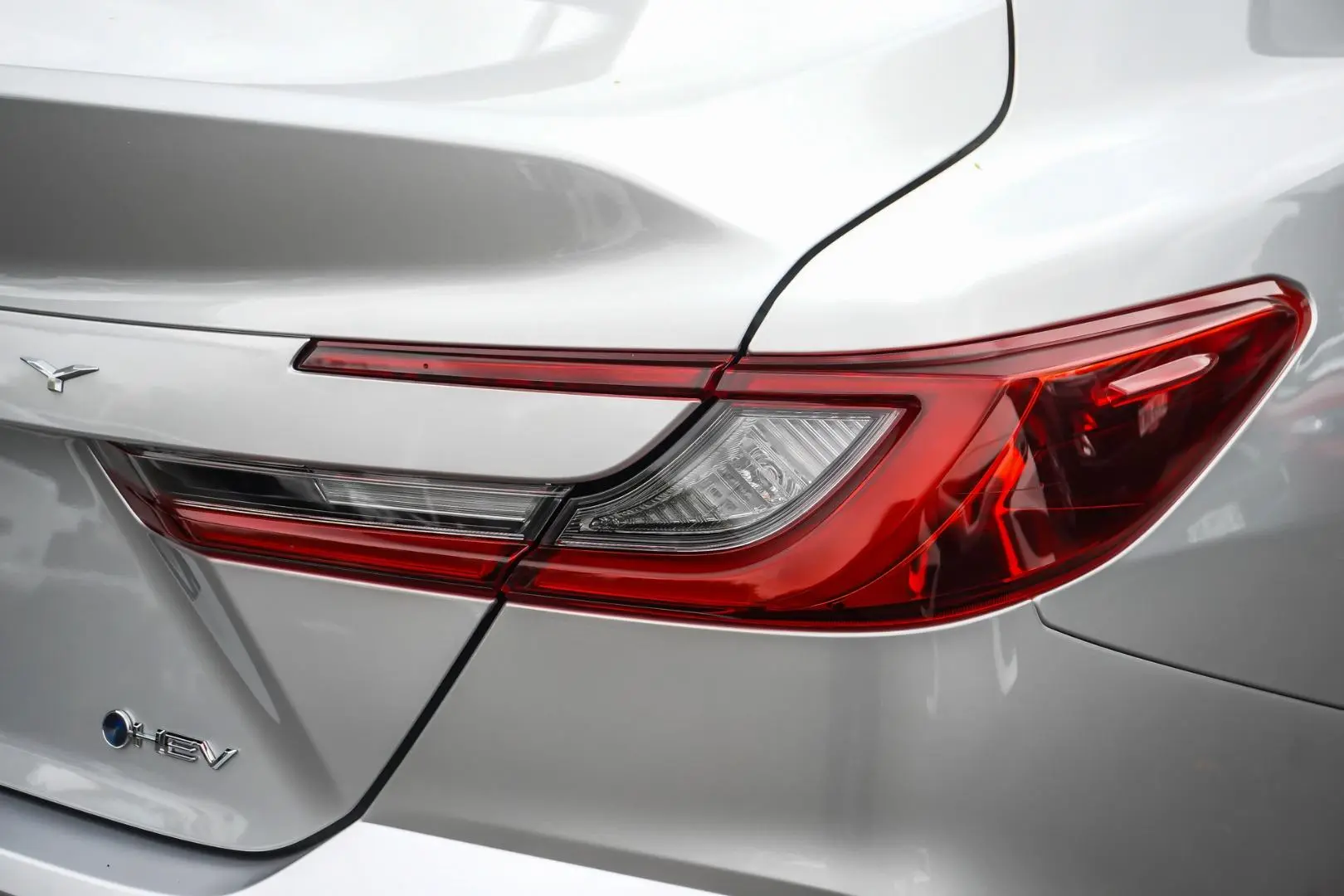 2025 Toyota Camry Gallery Image 12