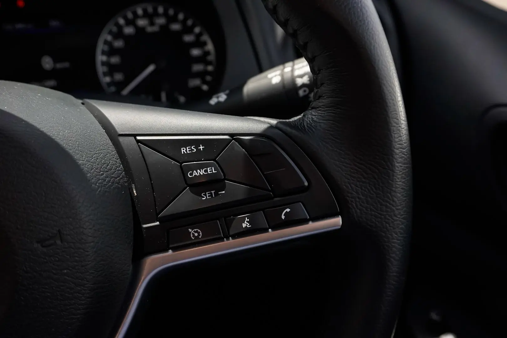 2023 Nissan Navara Gallery Image 20