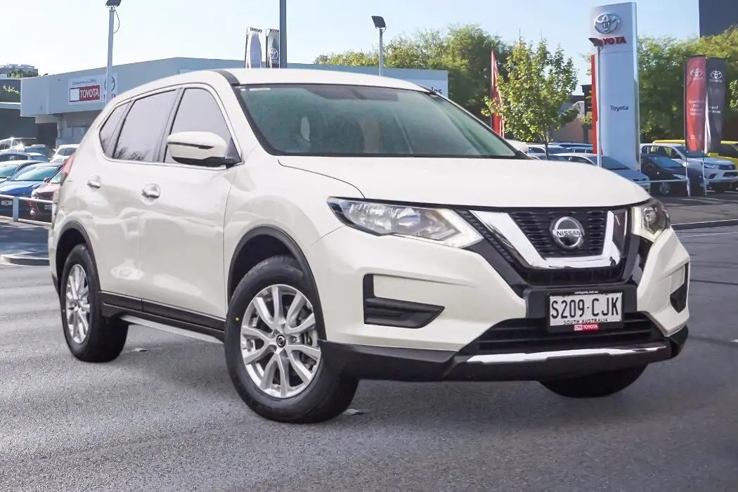 2021 Nissan X-TRAIL Gallery Image 1