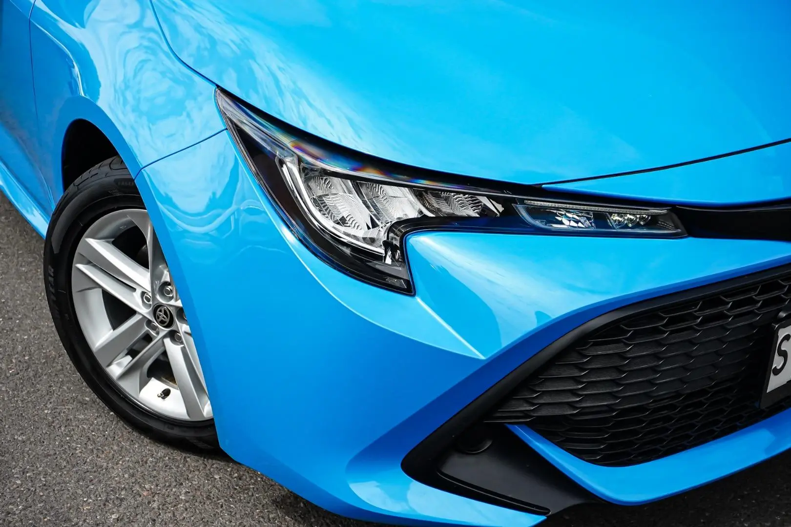 2018 Toyota Corolla Gallery Image 12