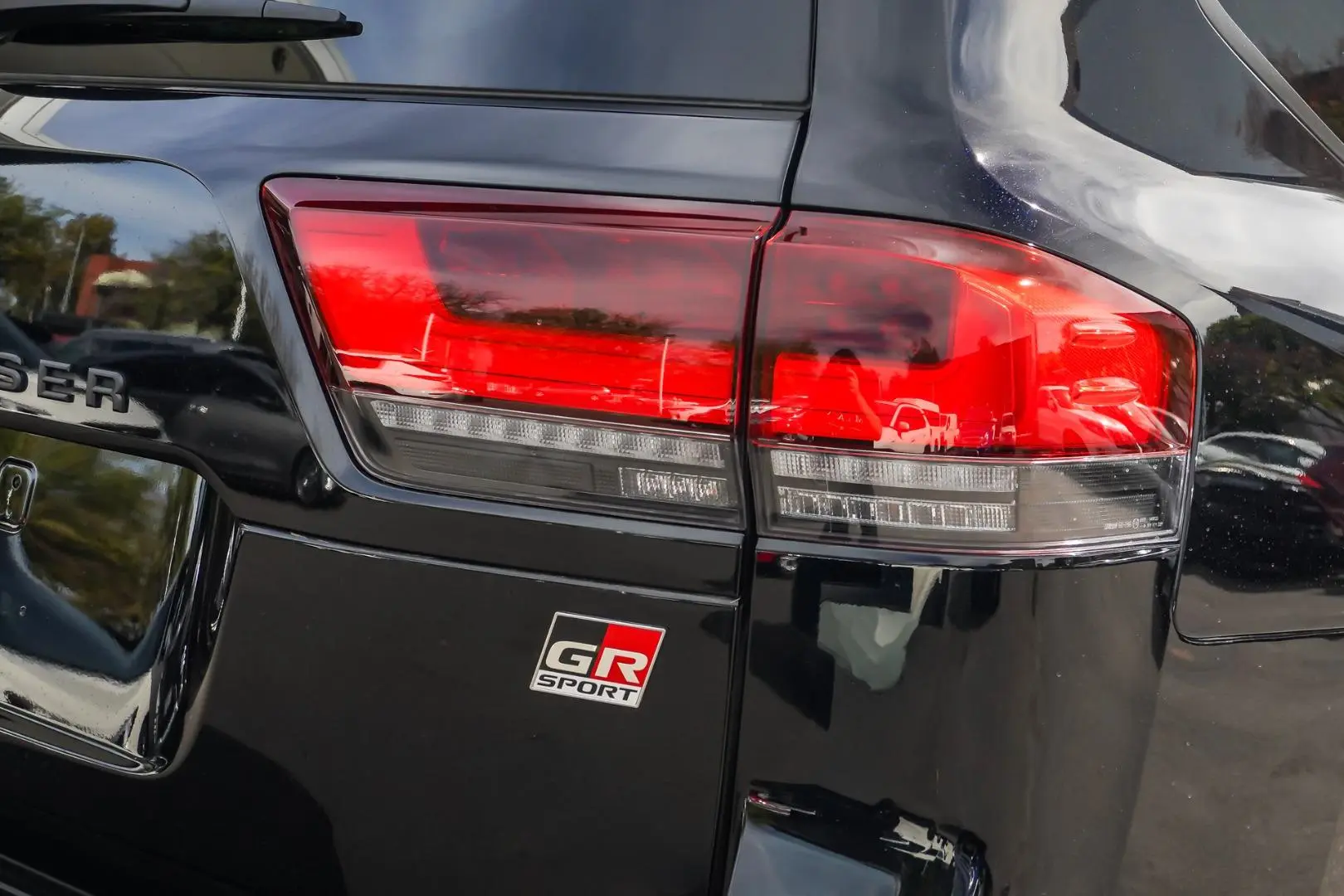 2023 Toyota Landcruiser Gallery Image 14