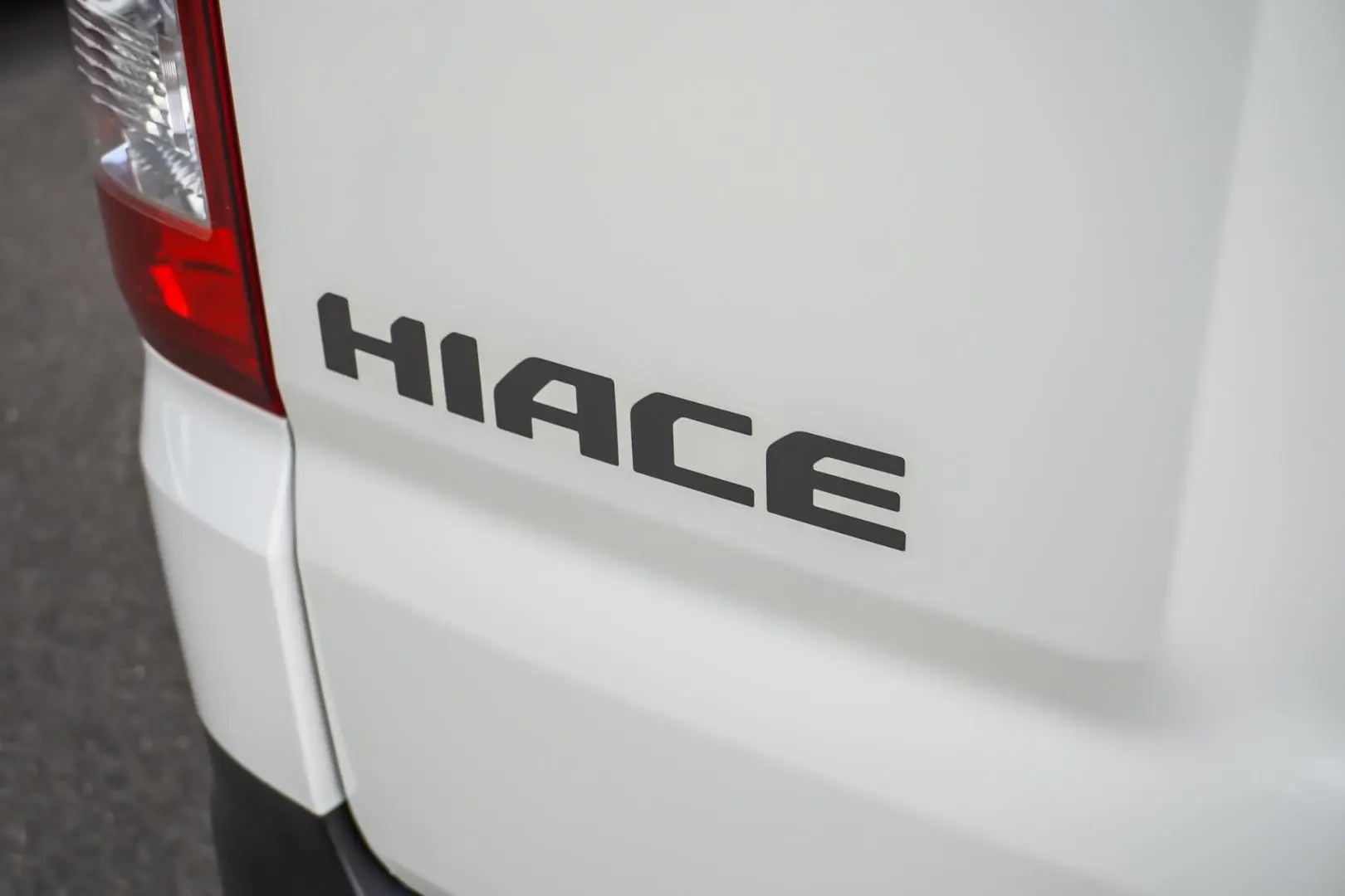 2019 Toyota Hiace Gallery Image 13