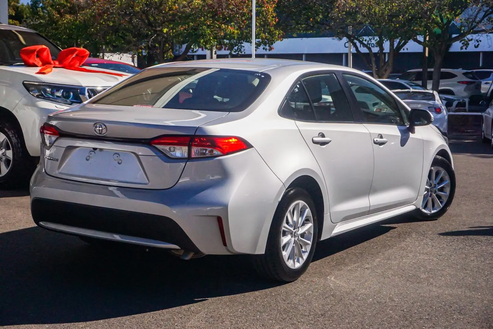 2021 Toyota Corolla Gallery Image 2