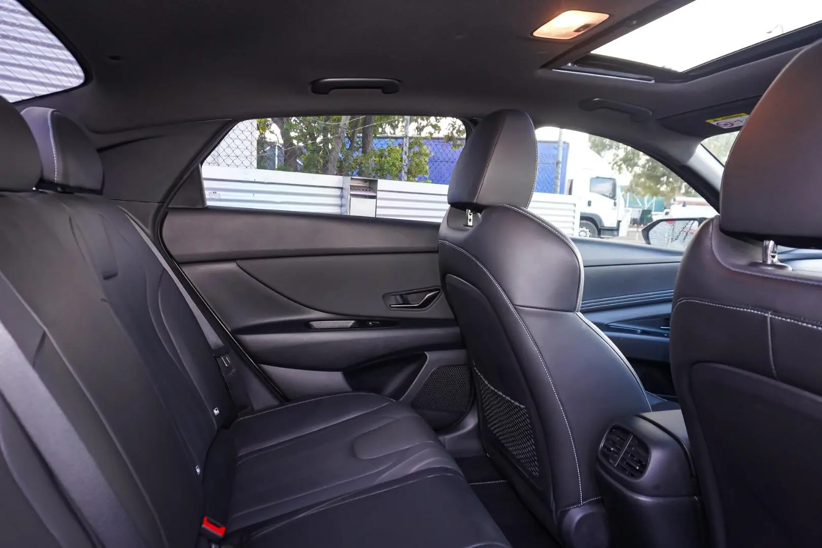2023 Hyundai i30 Gallery Image 8