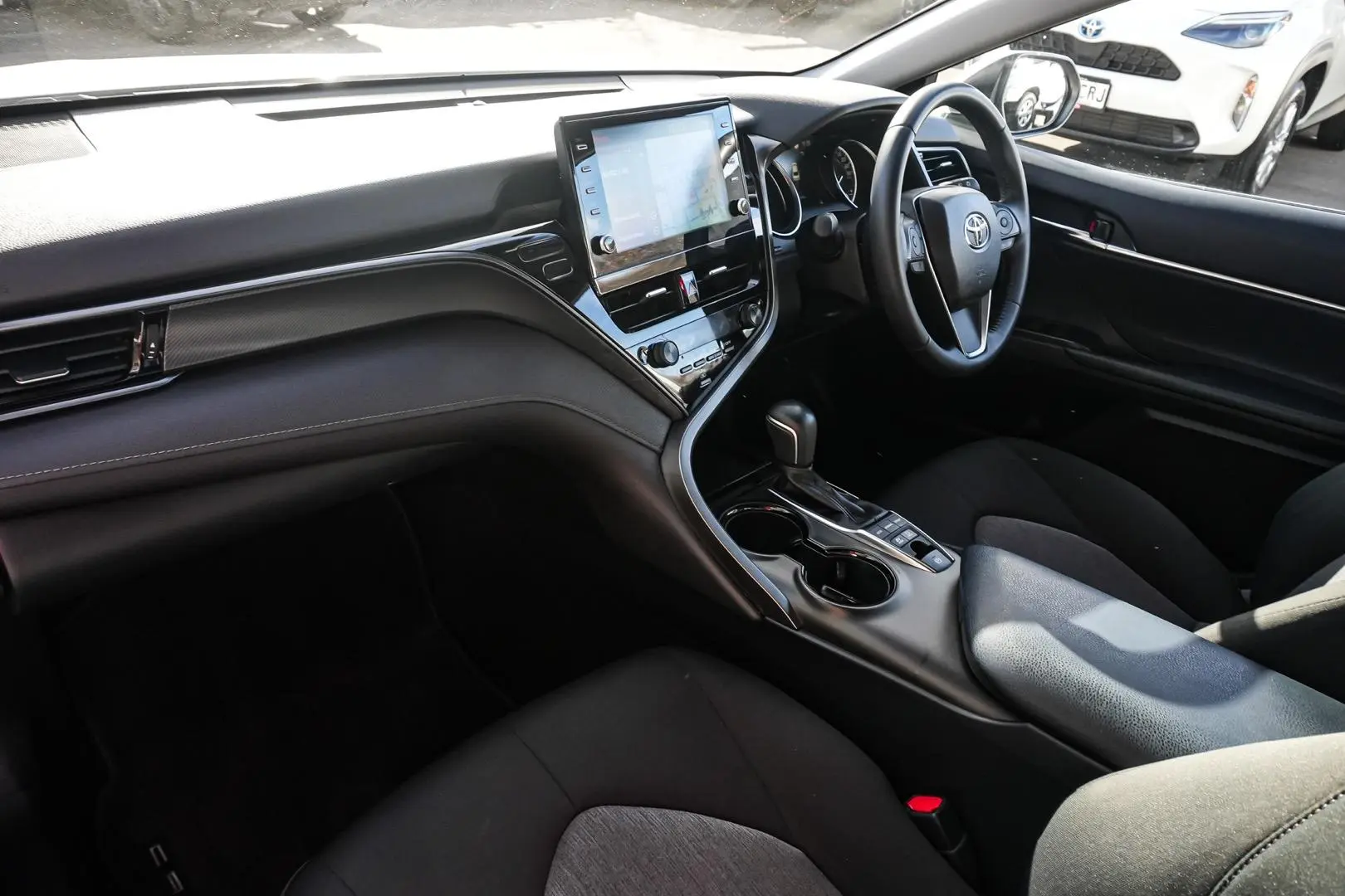2022 Toyota Camry Gallery Image 10