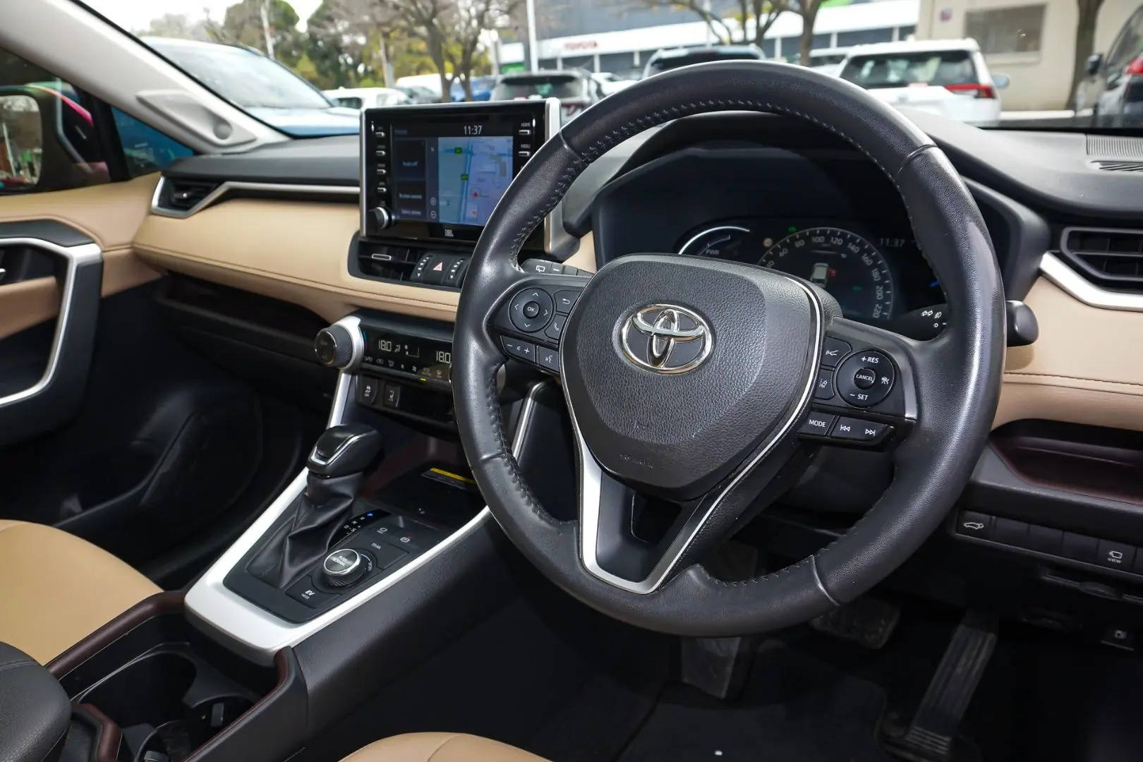 2021 Toyota RAV4 Gallery Image 7