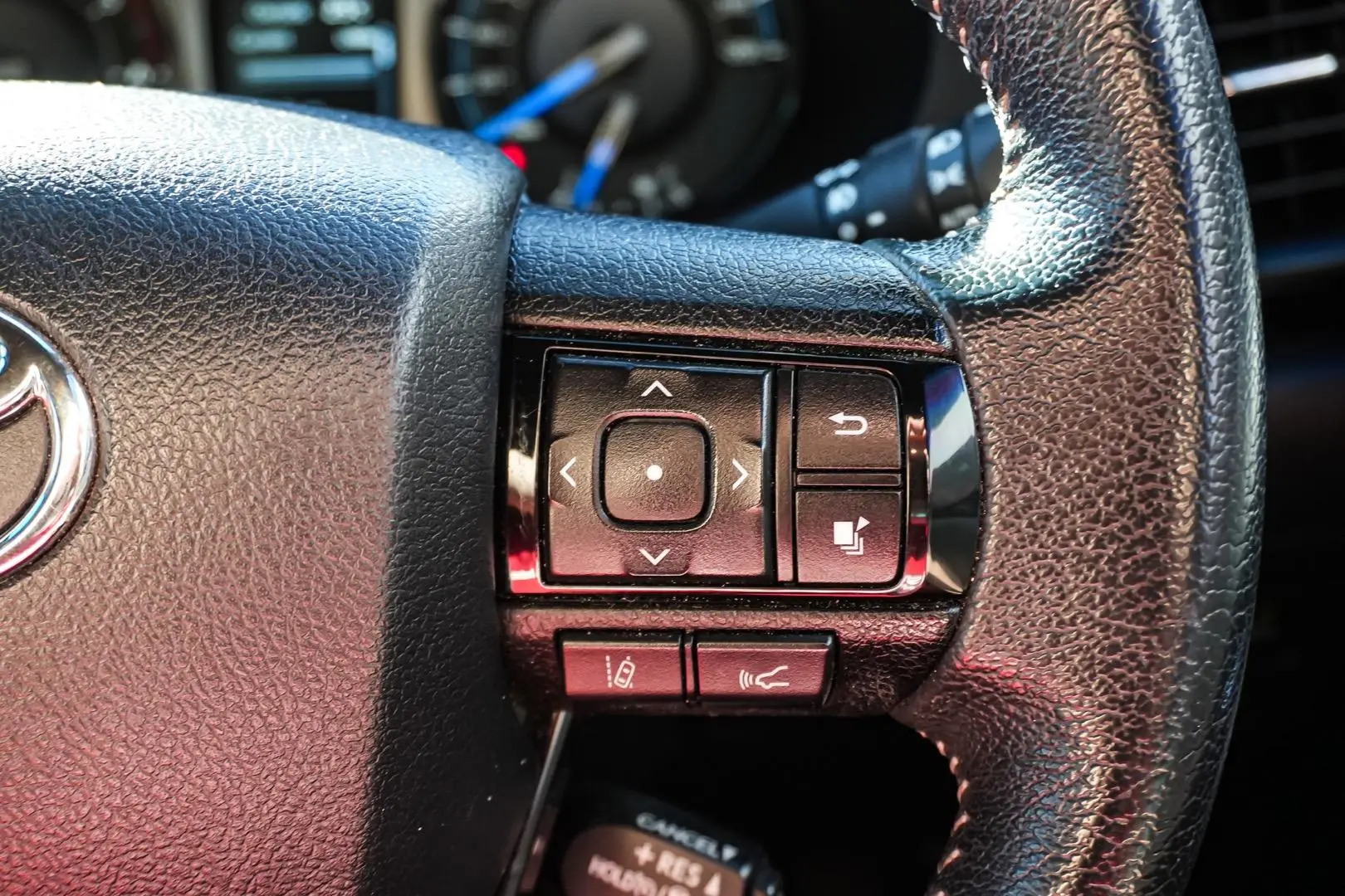 2022 Toyota Hilux Gallery Image 19