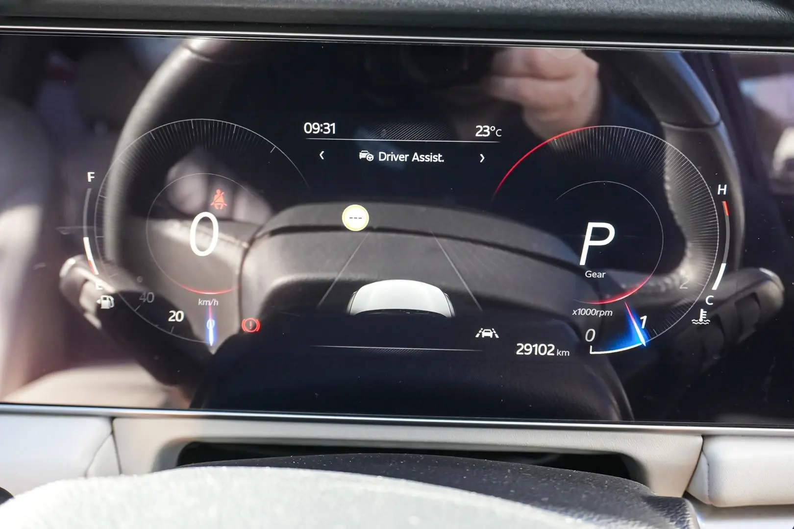 2023 Mahindra XUV700 Gallery Image 17