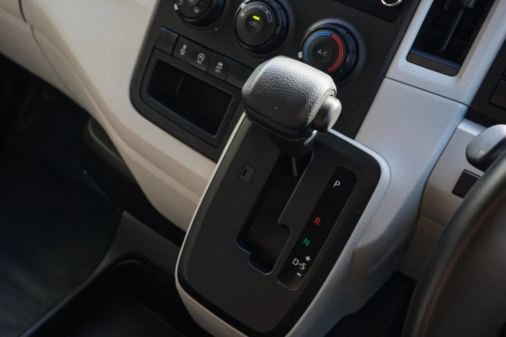 2024 Toyota Hiace Gallery Image 16