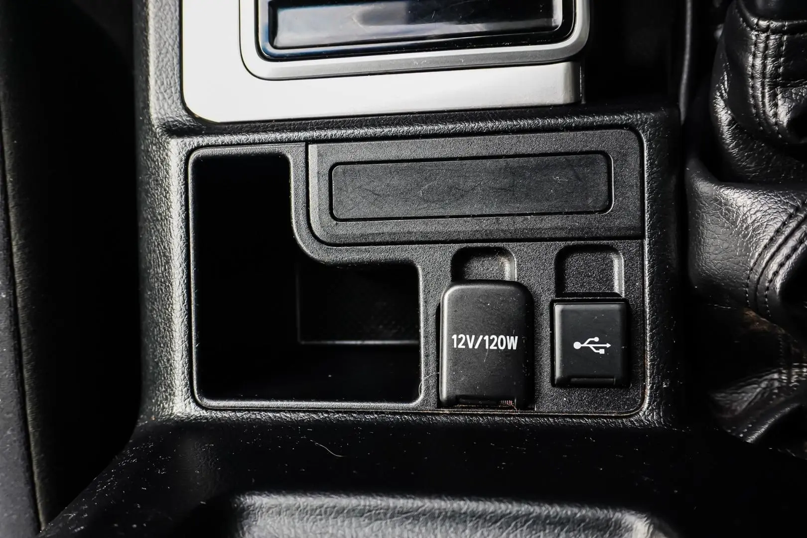 2021 Toyota Landcruiser Prado Gallery Image 17