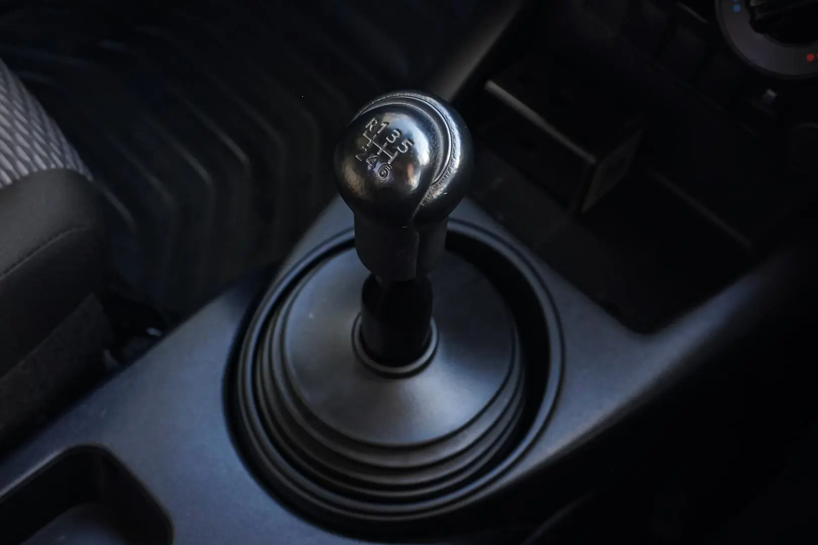 2022 Toyota Hilux Gallery Image 18