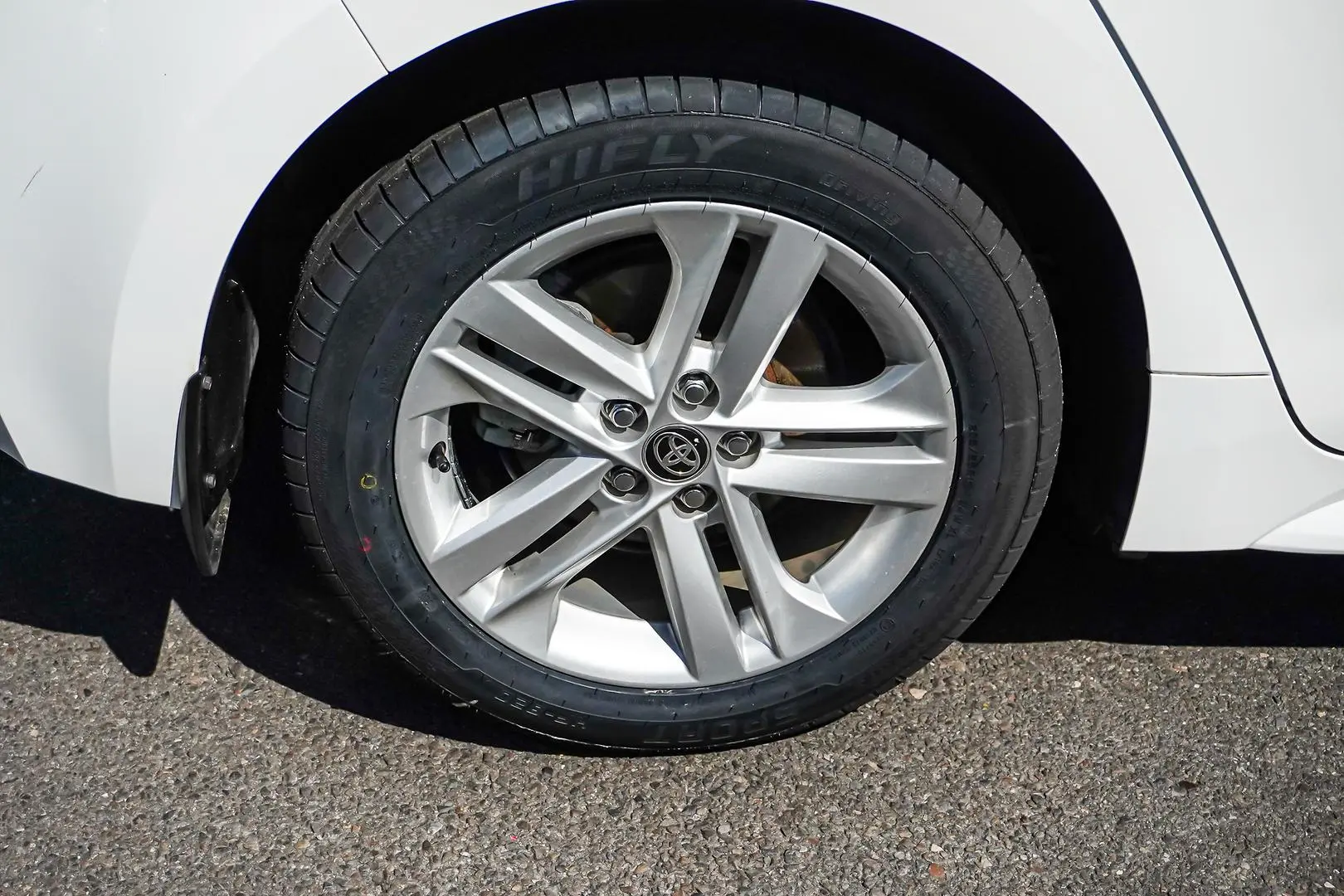 2019 Toyota Corolla Gallery Image 15