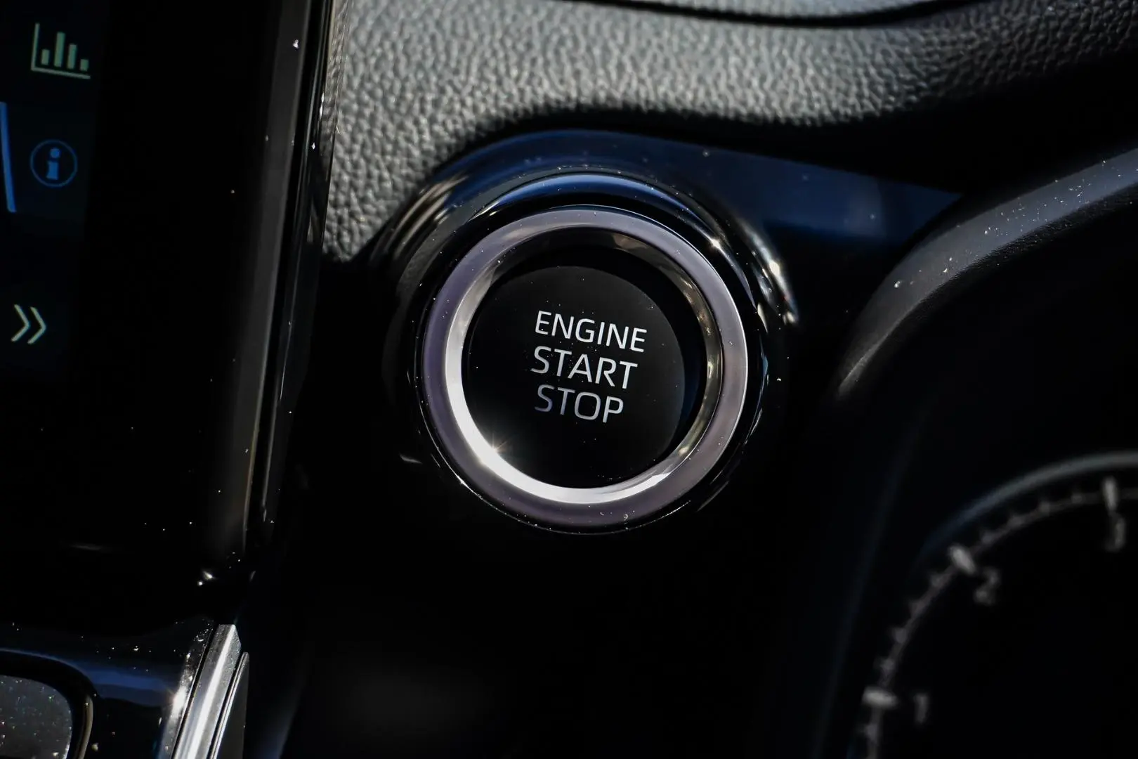 2022 Toyota Landcruiser Gallery Image 23