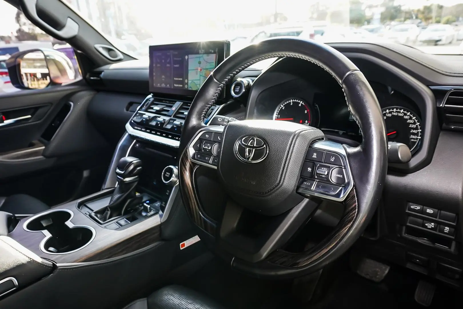 2022 Toyota Landcruiser Gallery Image 6