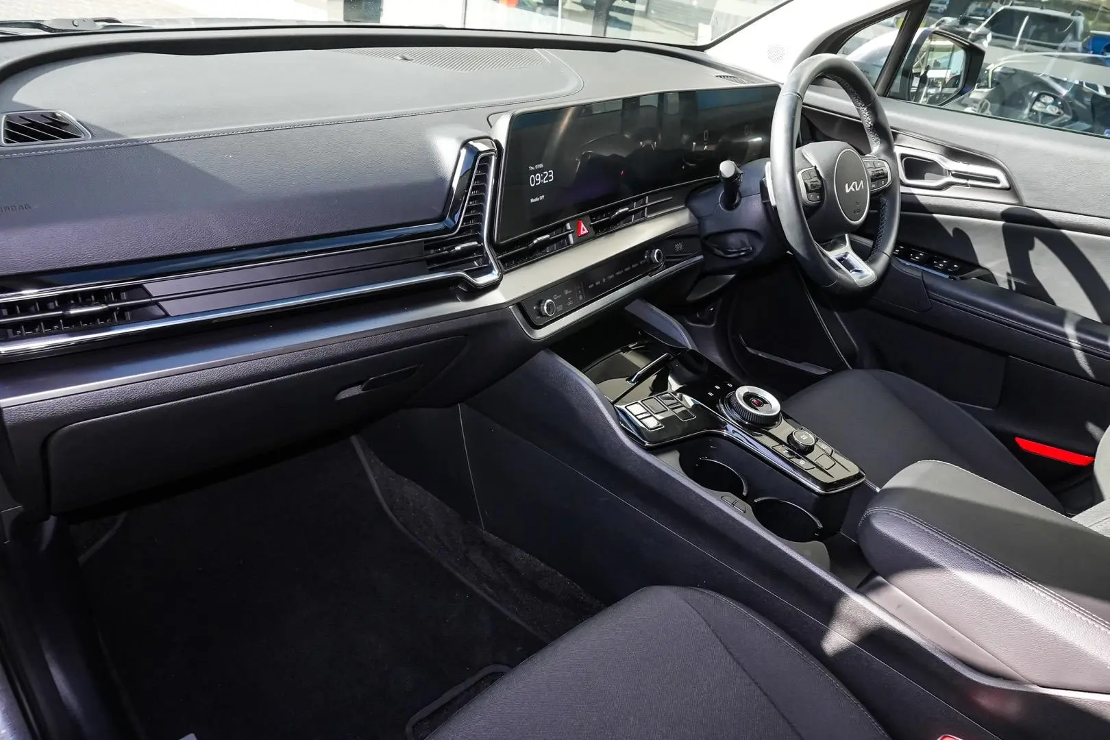 2024 Kia Sportage Gallery Image 10