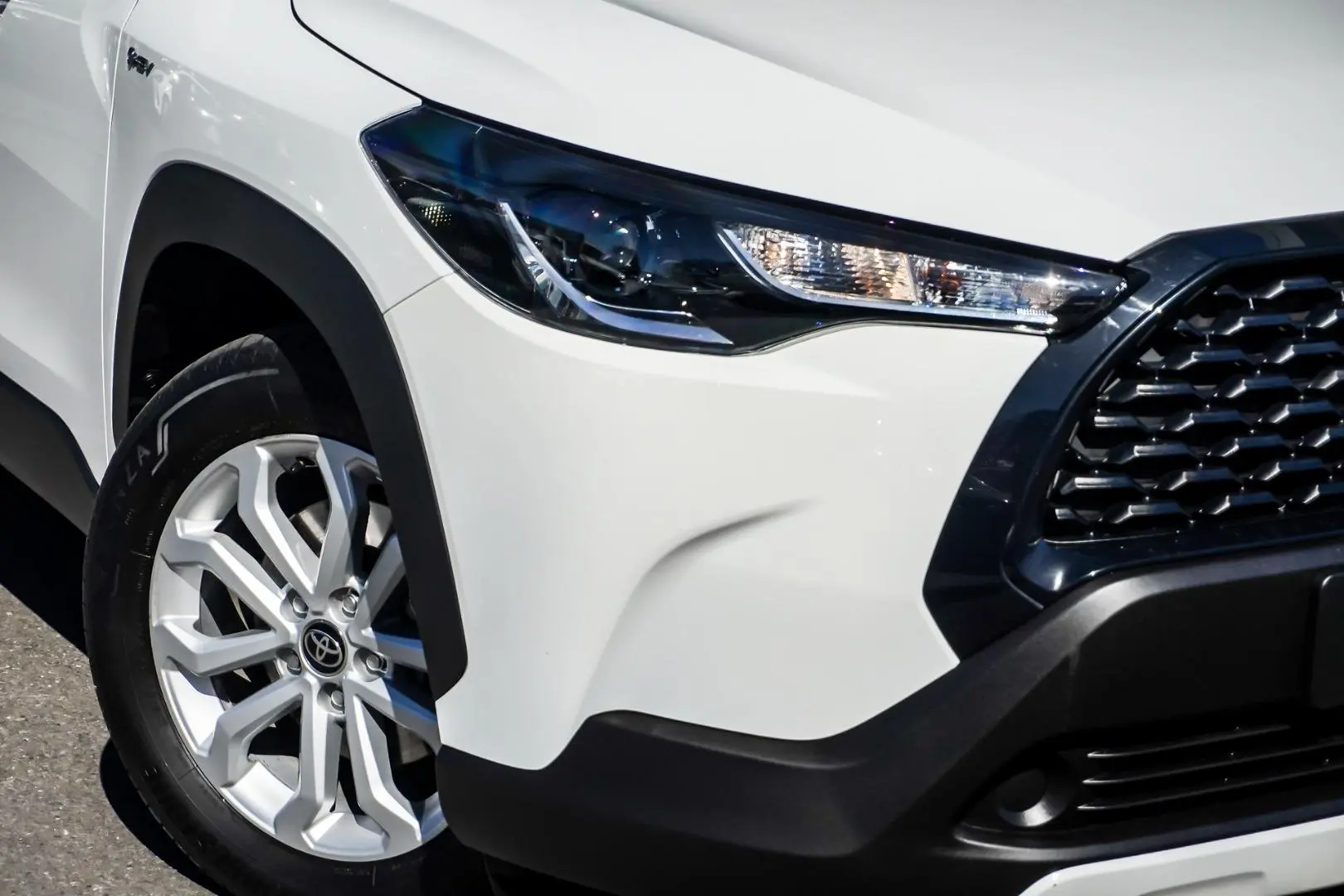 2025 Toyota Corolla Cross Gallery Image 11