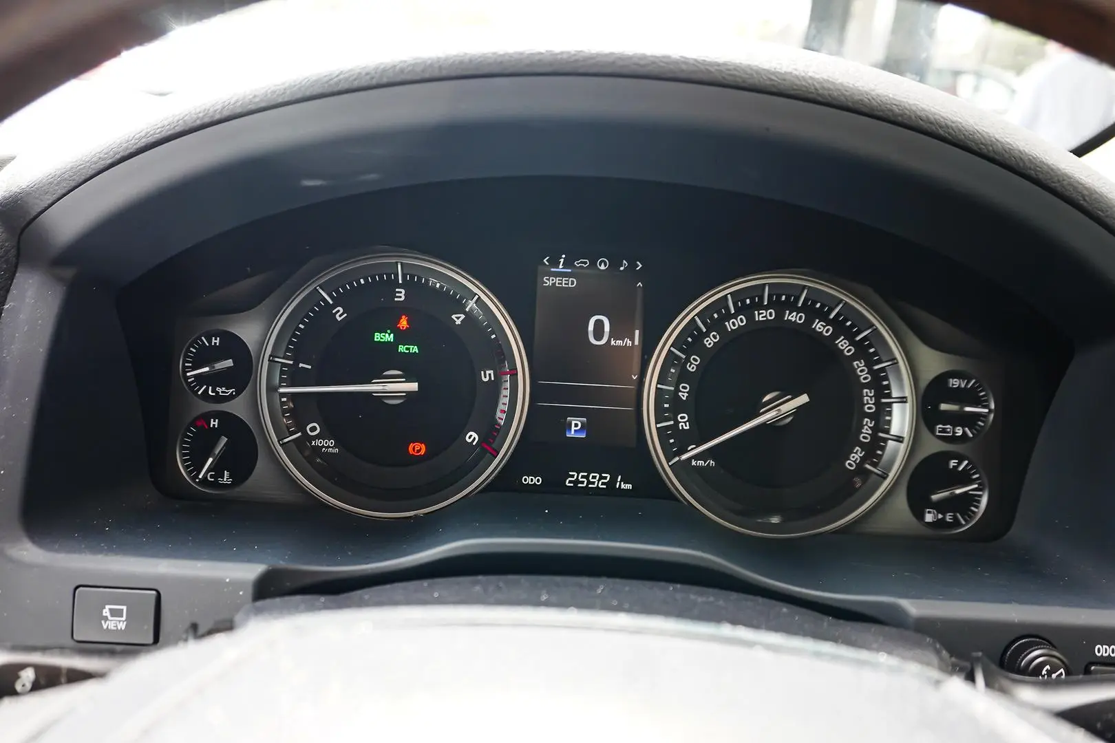 2021 Toyota Landcruiser Gallery Image 22