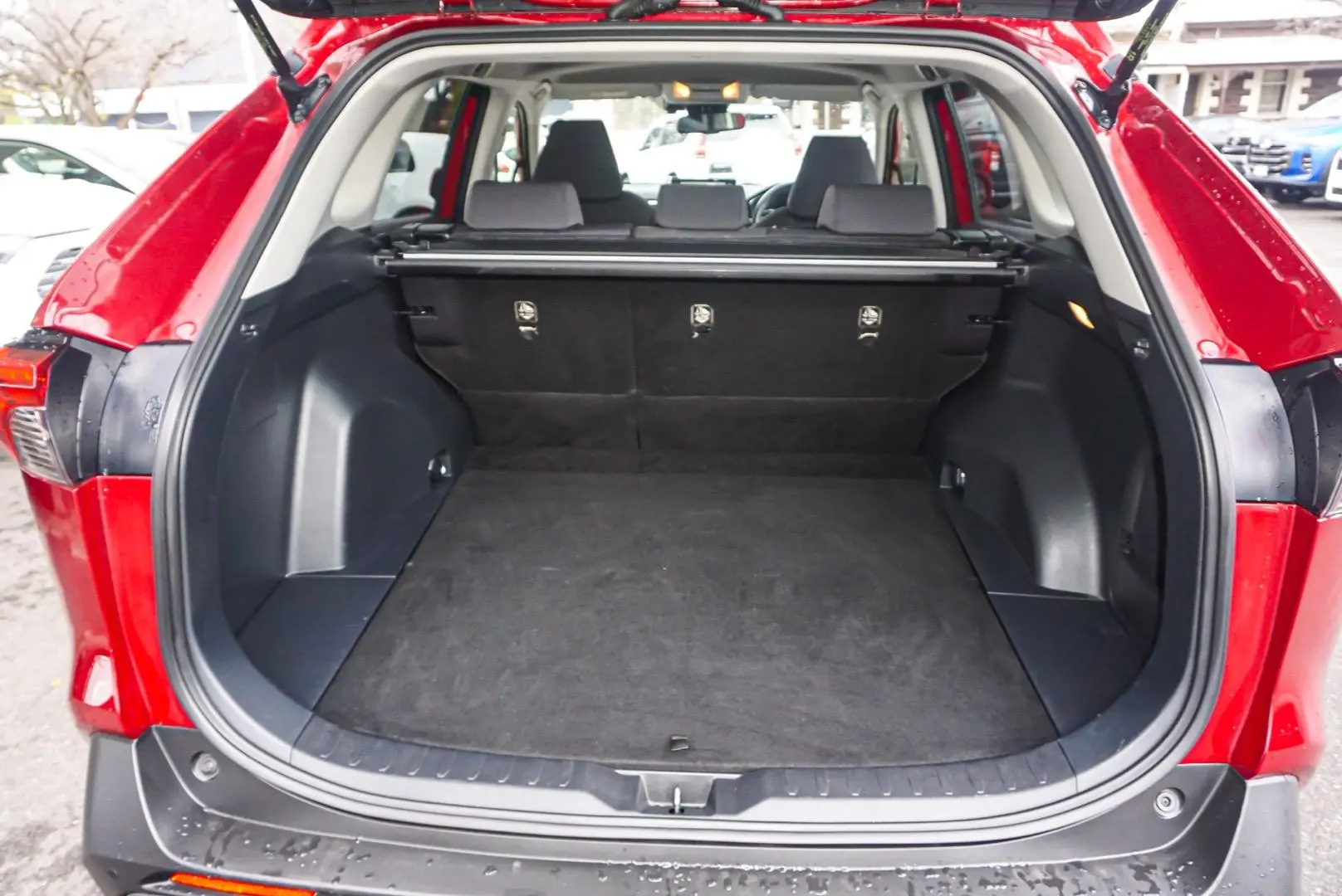 2021 Toyota RAV4 Gallery Image 10