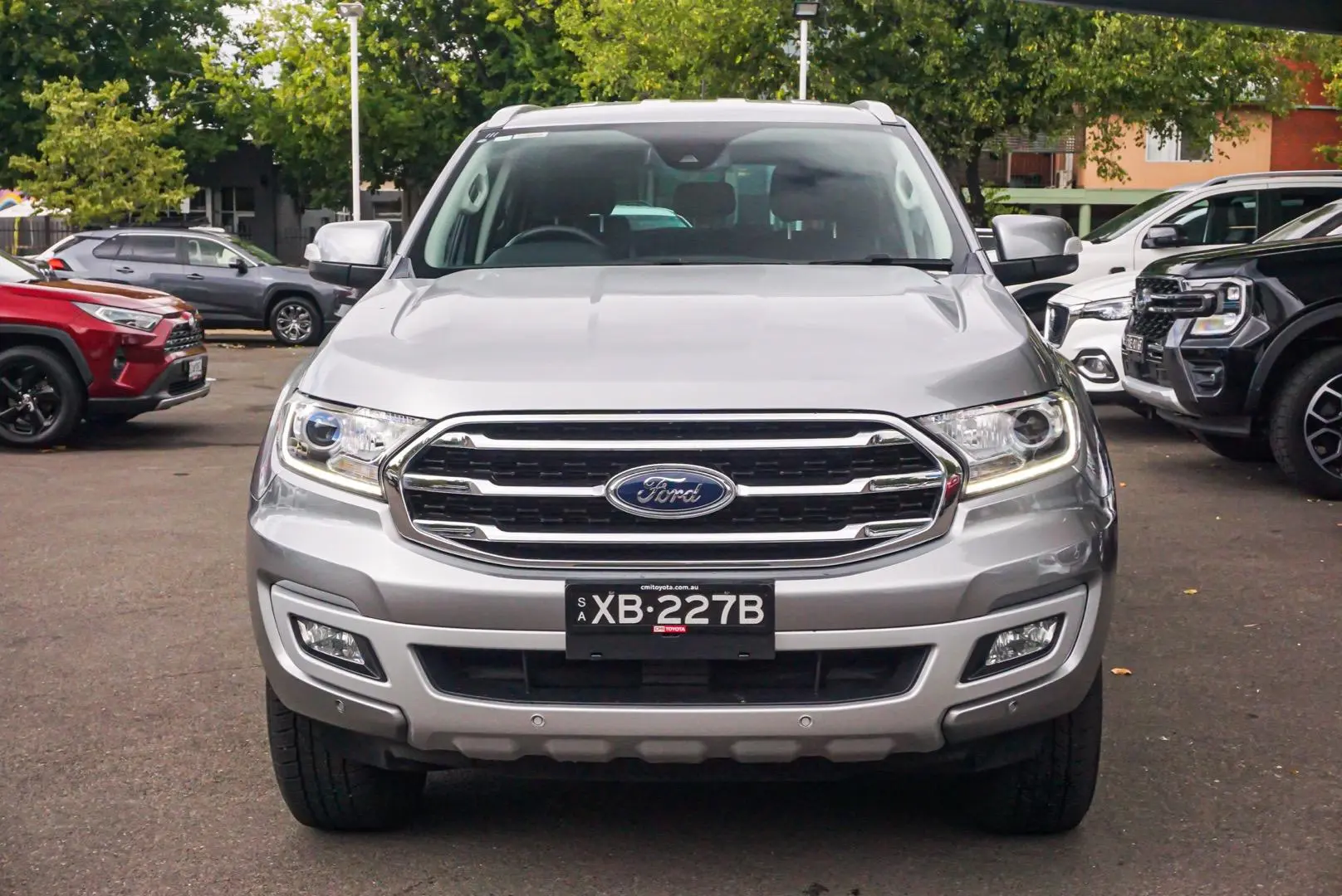 2019 Ford Everest Gallery Image 4