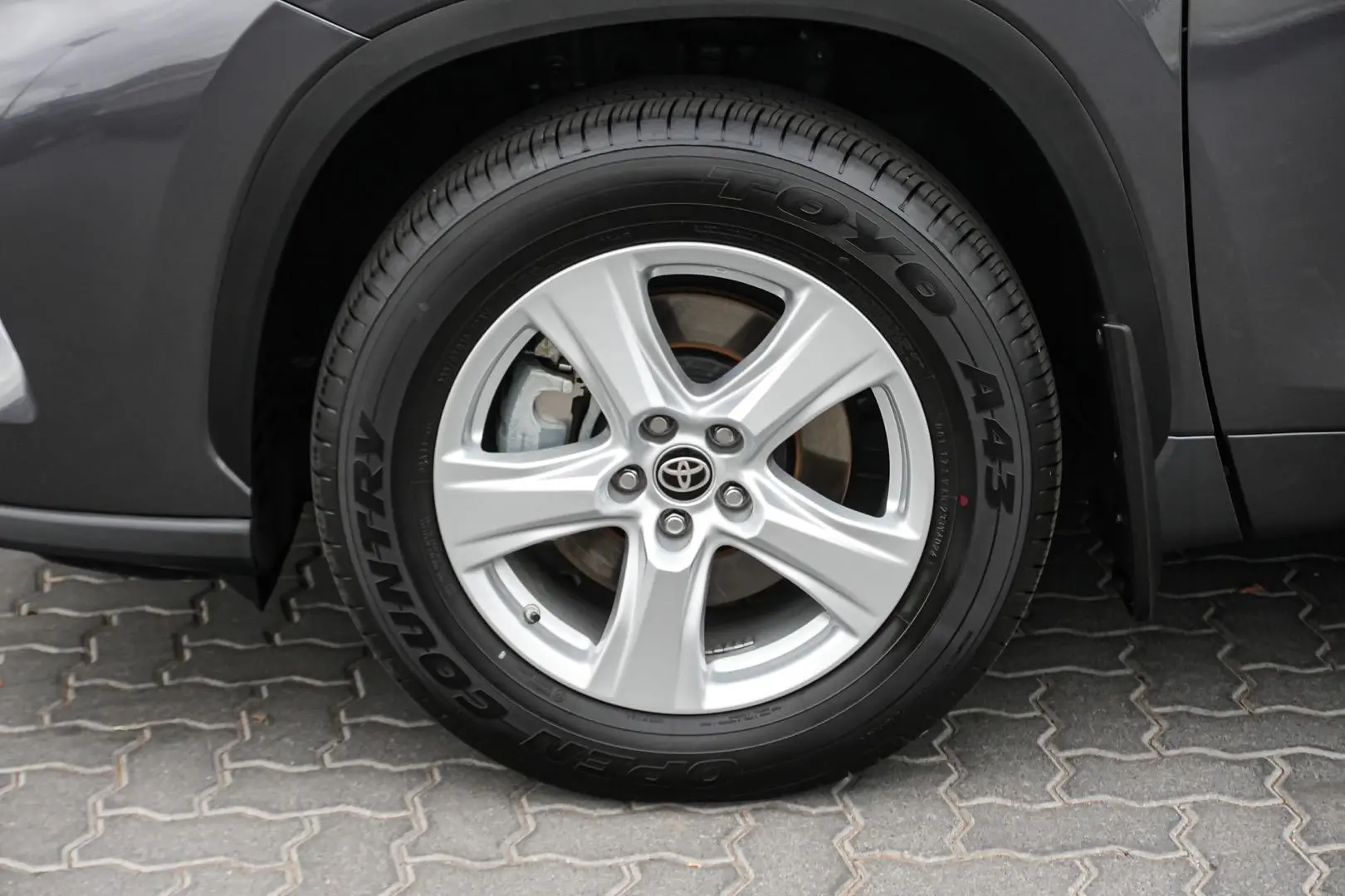 2024 Toyota Kluger Gallery Image 11