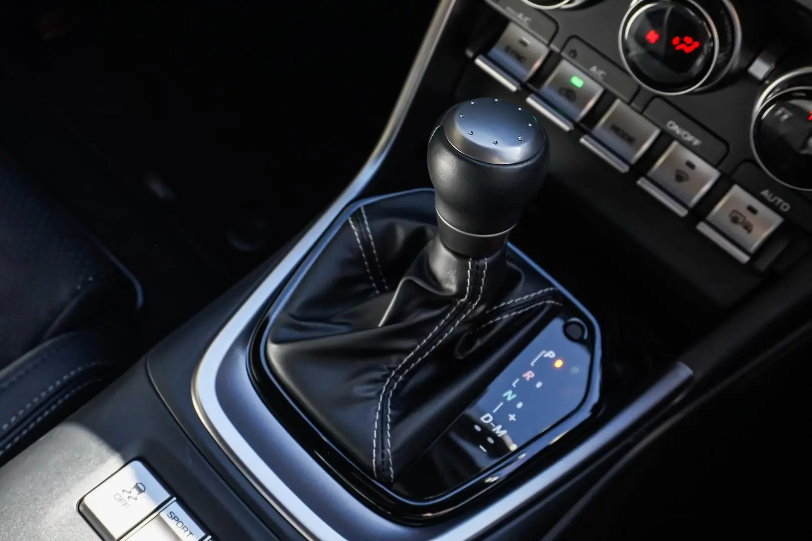 2025 Toyota GR86 Gallery Image 16