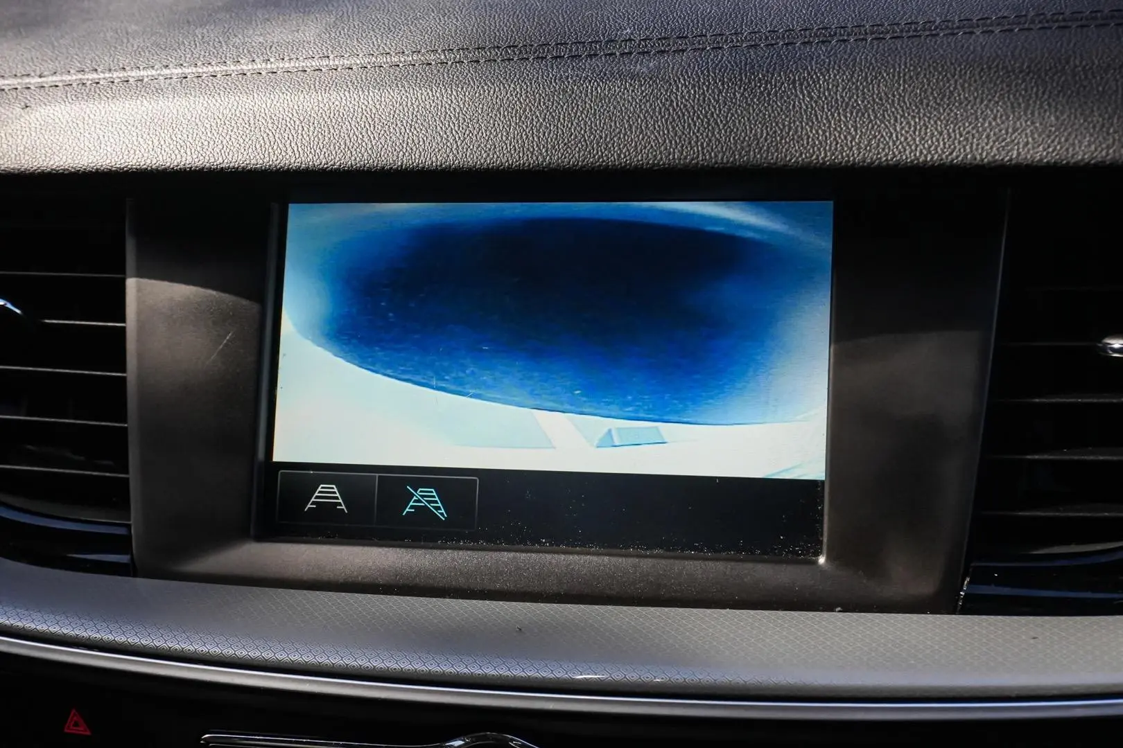 2018 Holden Commodore Gallery Image 22