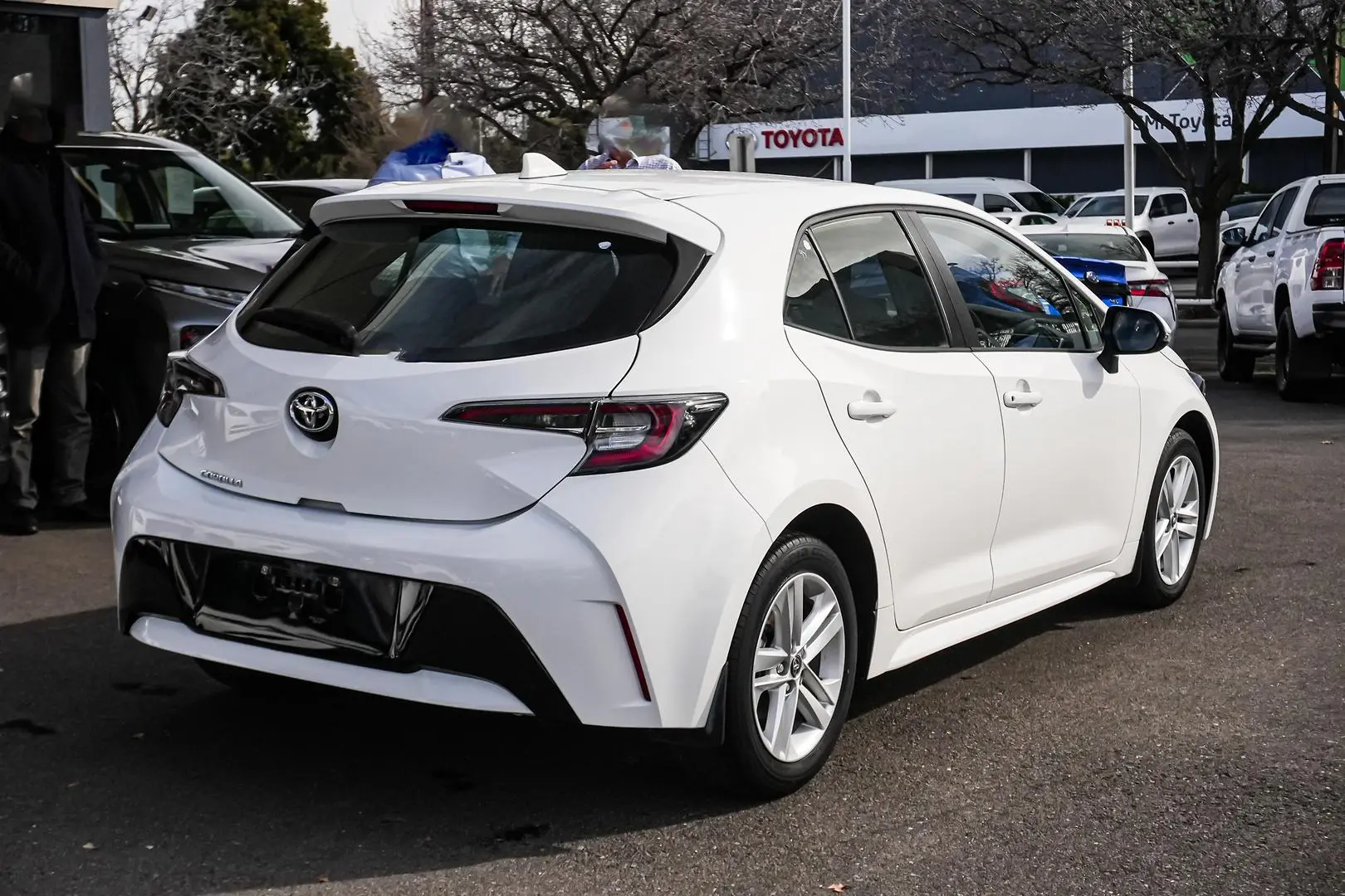 2021 Toyota Corolla Gallery Image 2