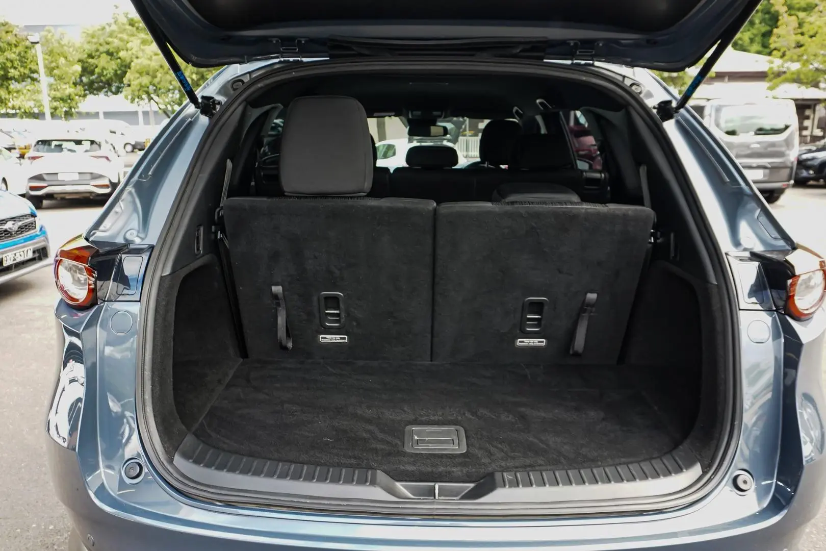 2021 Mazda CX-8 Gallery Image 9