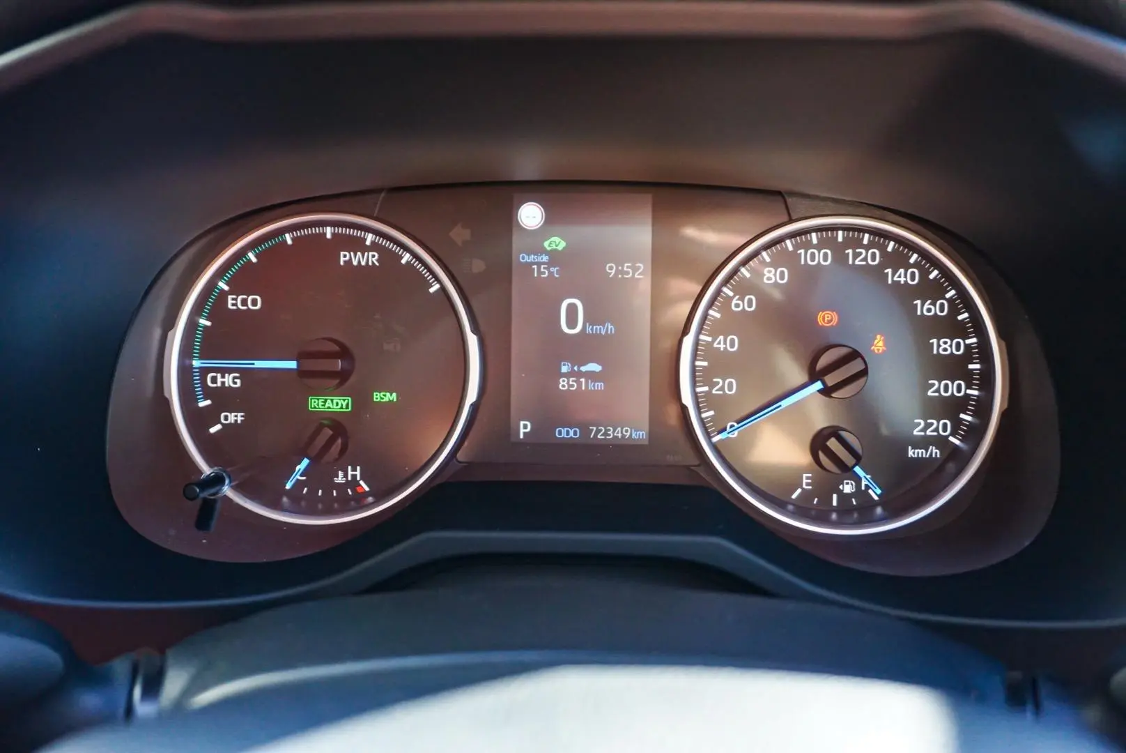 2022 Toyota RAV4 Gallery Image 16