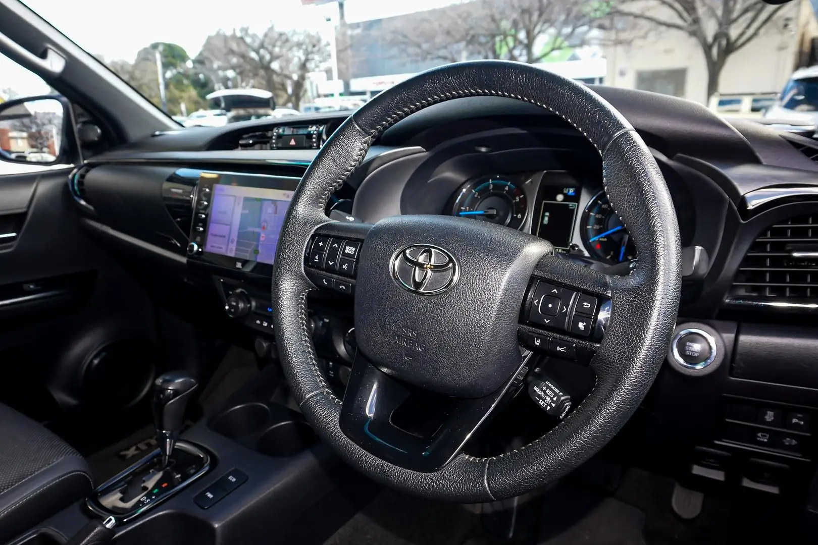 2022 Toyota Hilux Gallery Image 7