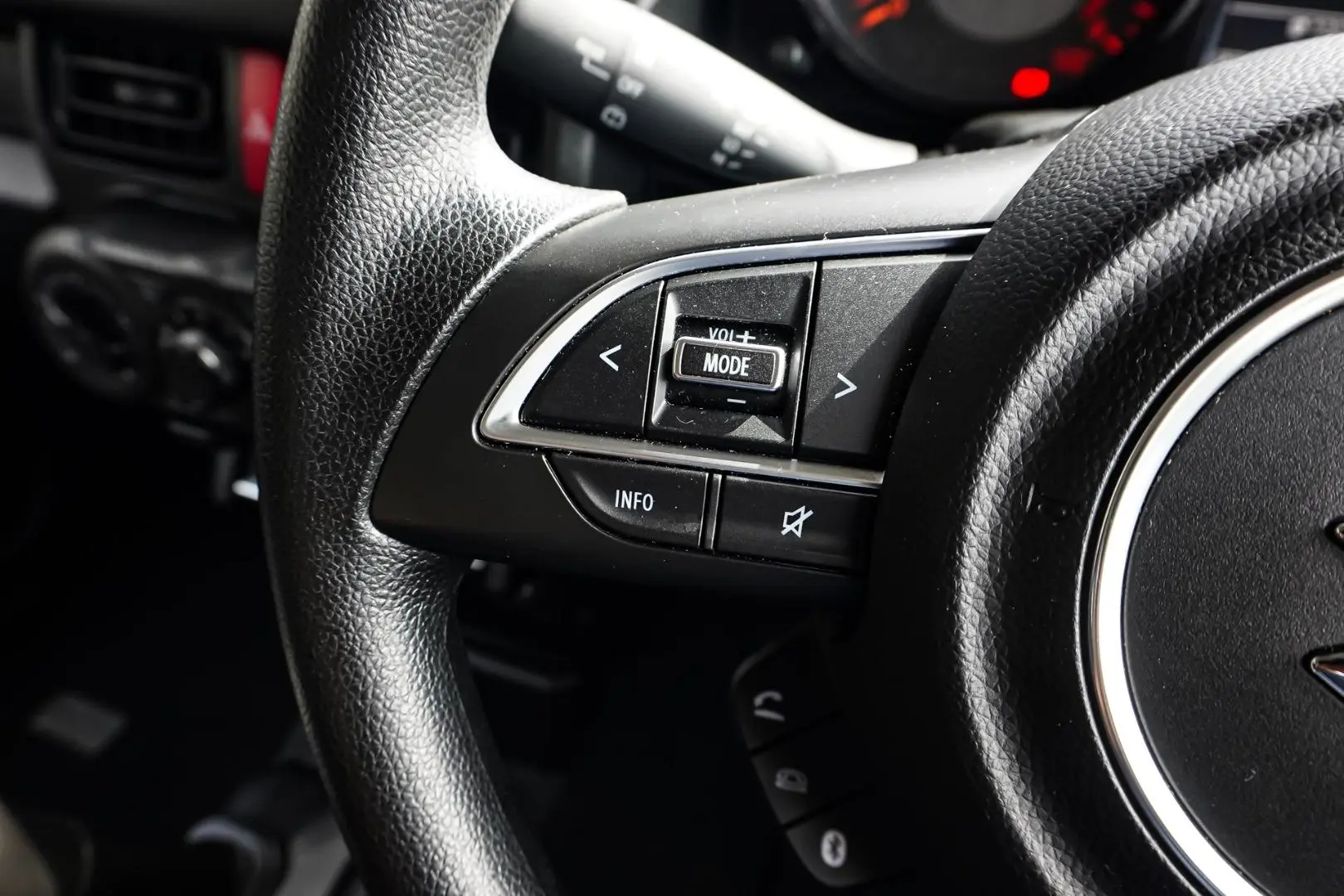 2021 Suzuki Jimny Gallery Image 20