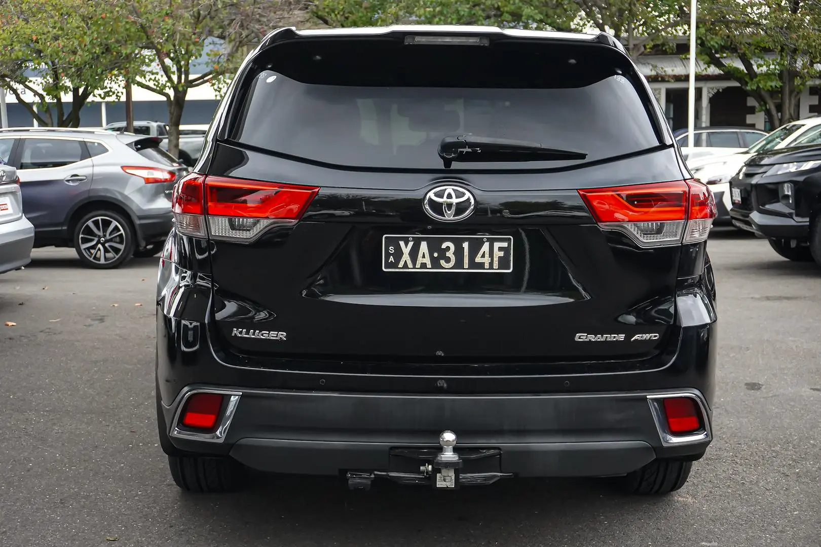 2018 Toyota Kluger Gallery Image 4
