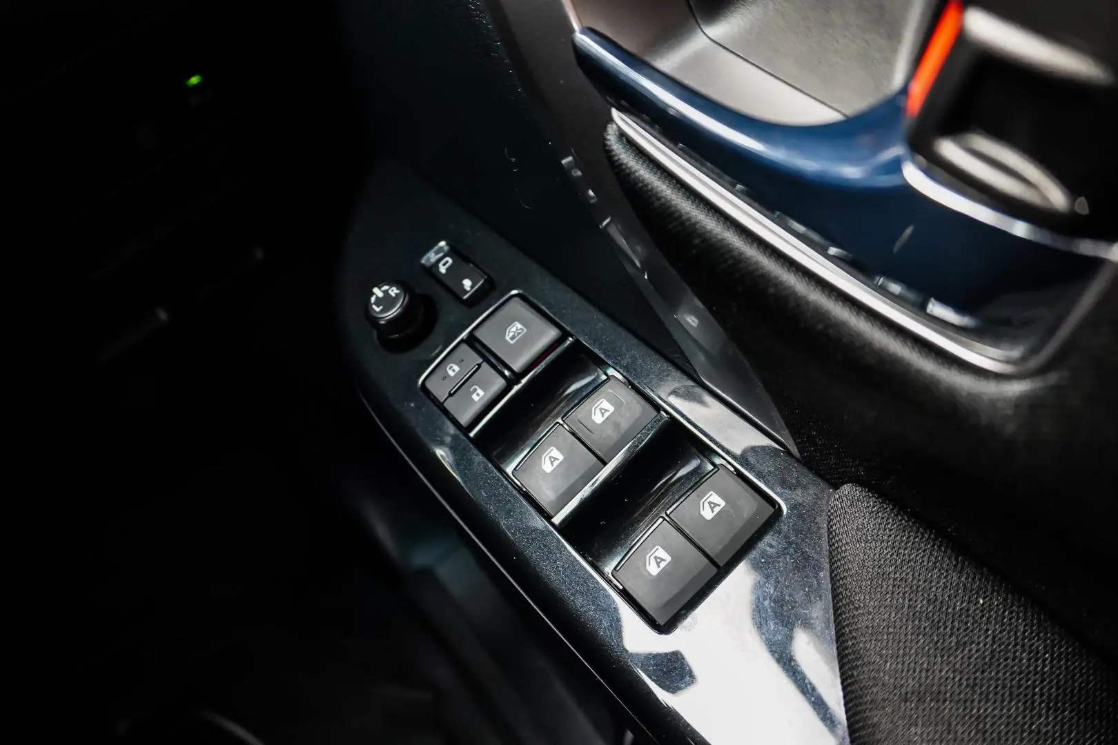 2021 Toyota Fortuner Gallery Image 22
