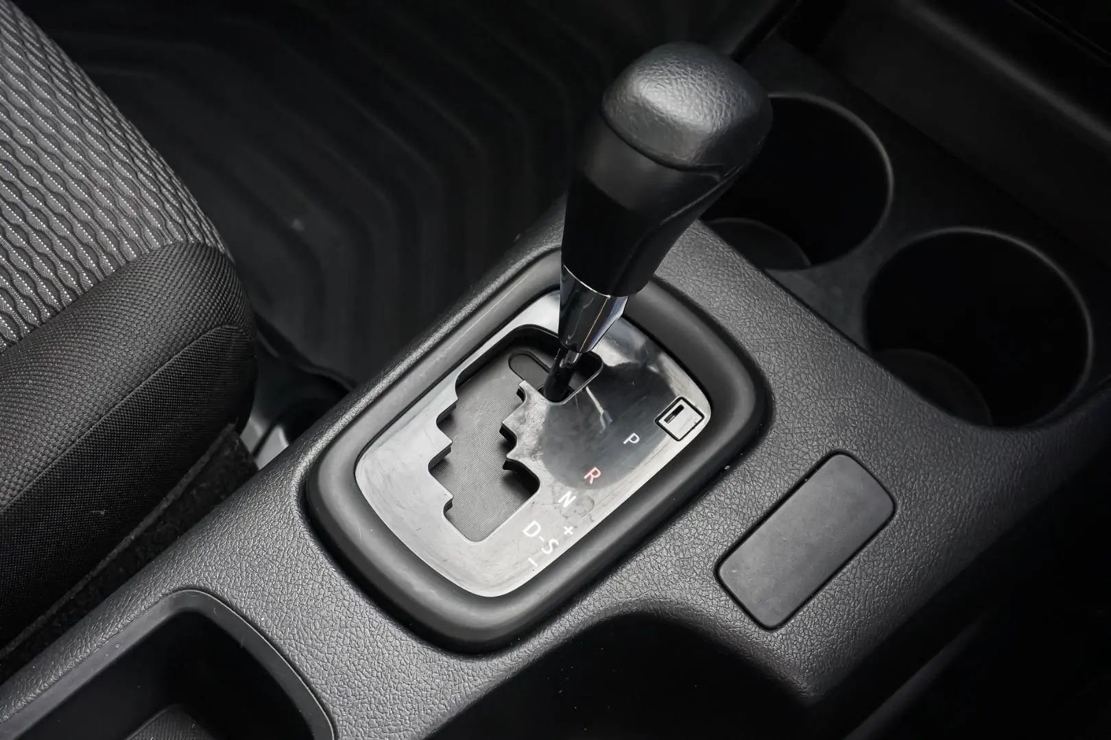 2021 Toyota Hilux Gallery Image 14