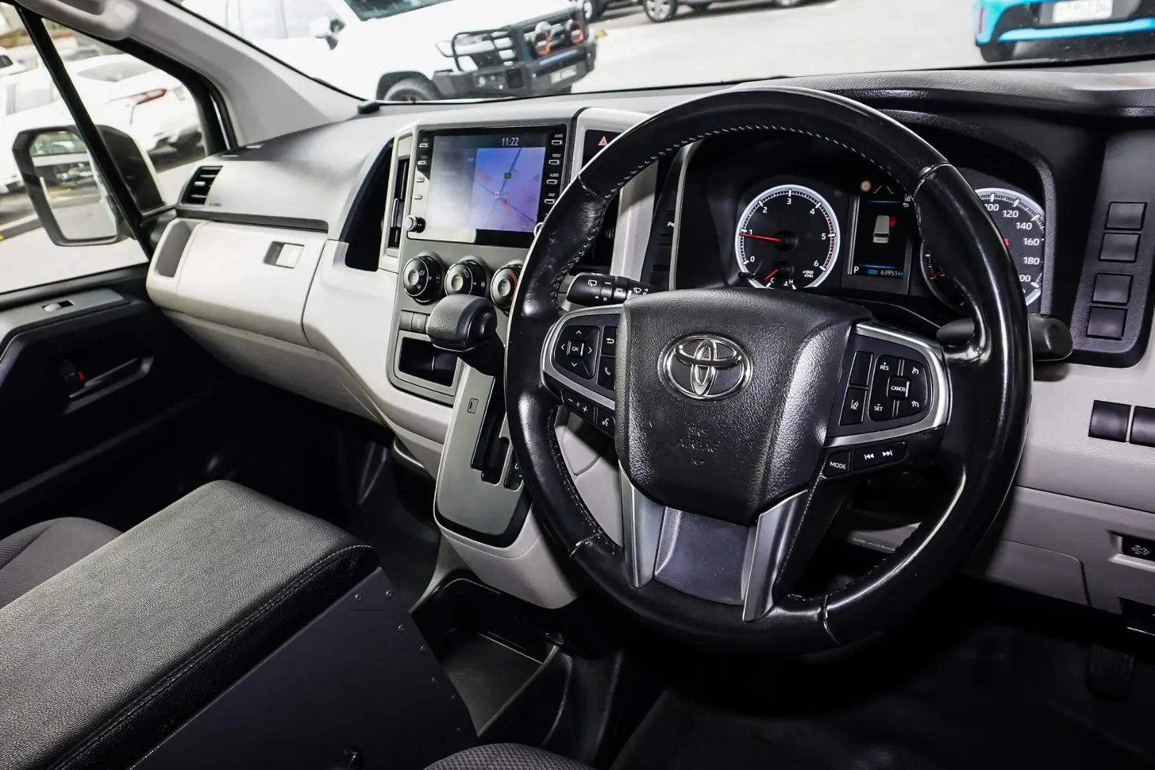 2020 Toyota Hiace Gallery Image 6