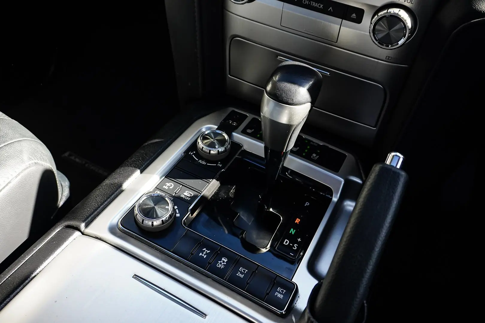 2021 Toyota Landcruiser Gallery Image 21