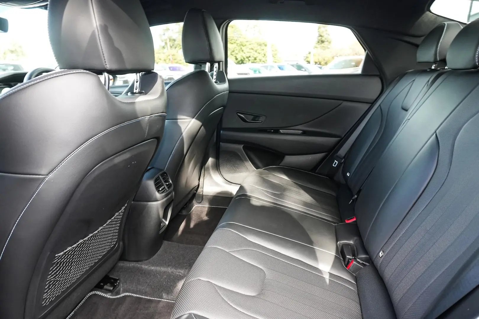 2024 Hyundai i30 Gallery Image 8