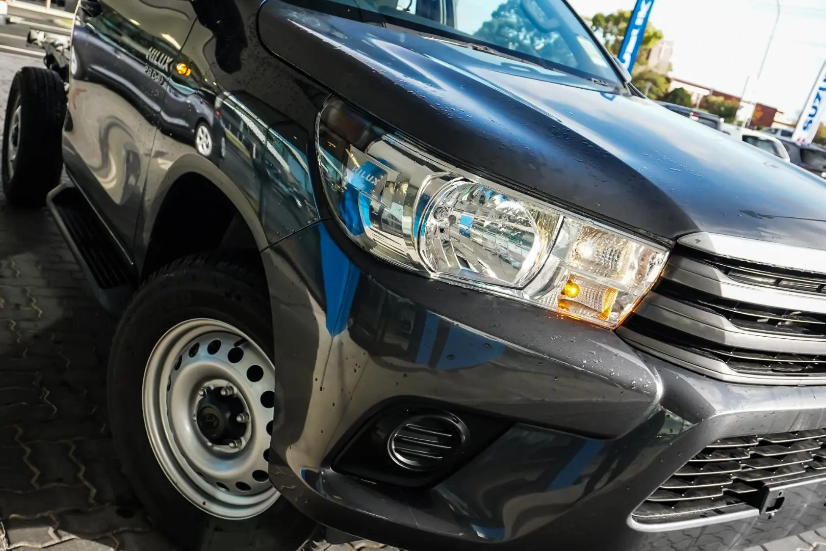 2023 Toyota Hilux Gallery Image 9