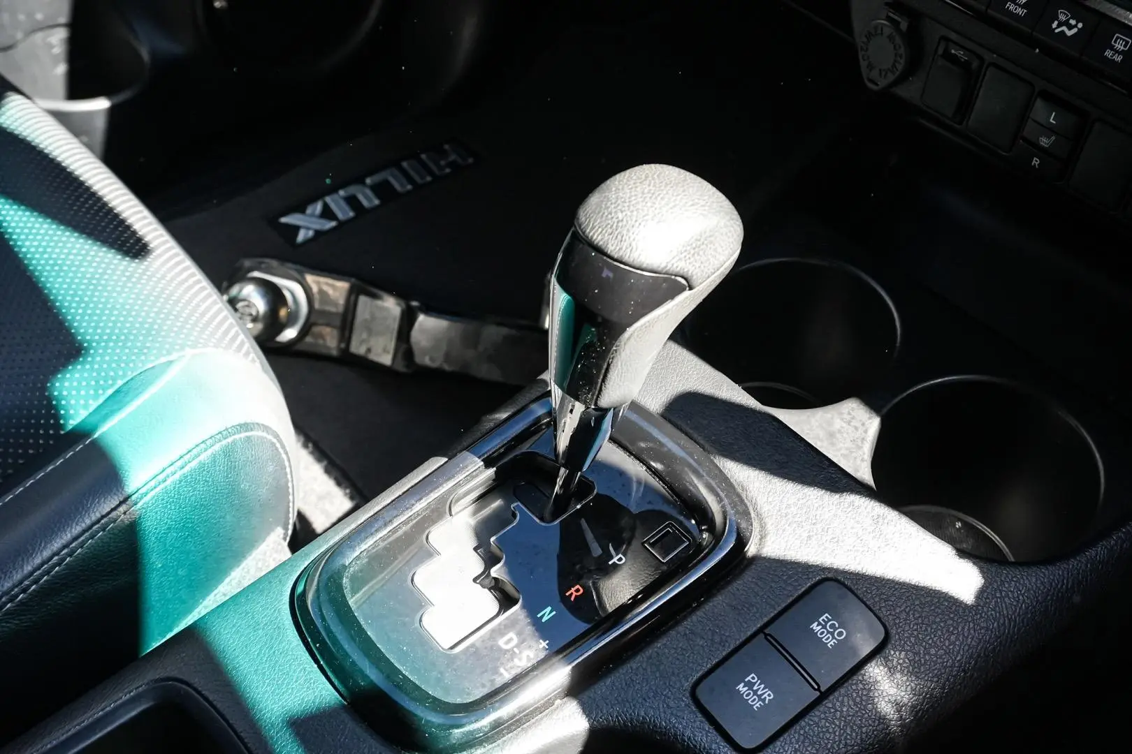 2021 Toyota Hilux Gallery Image 17