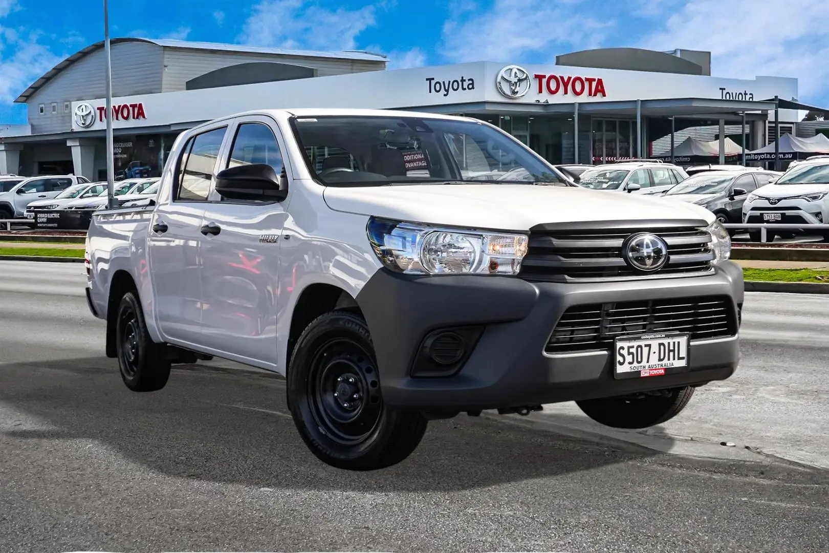 2022 Toyota Hilux Workmate (S507DHL) Image 1