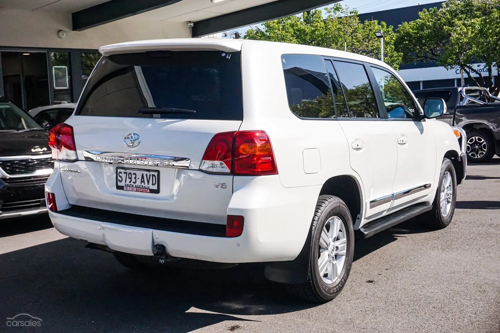 2012 Toyota Landcruiser Image 3