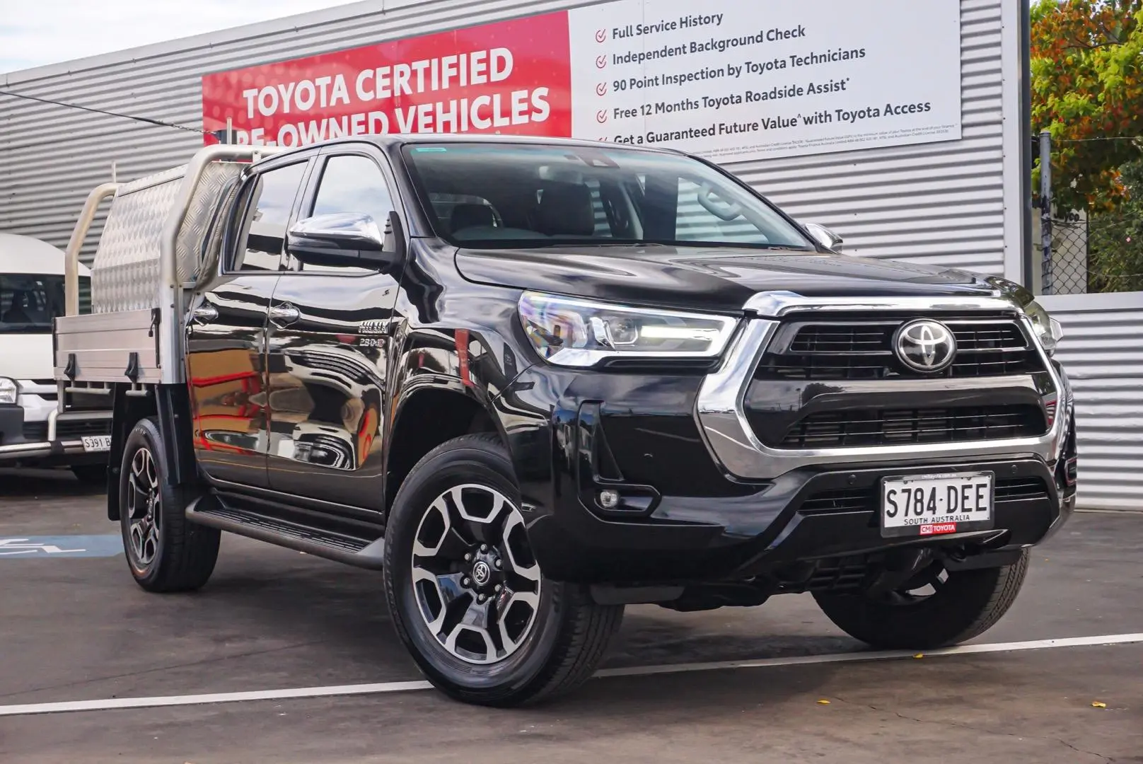 2021 Toyota Hilux Gallery Image 1