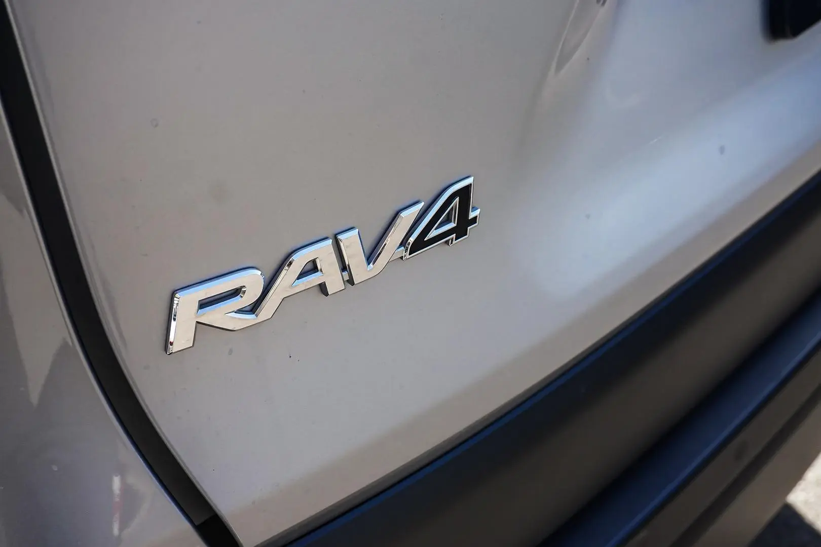 2021 Toyota RAV4 Gallery Image 15