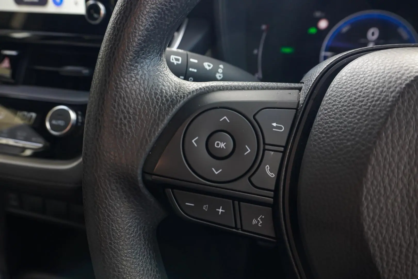 2025 Toyota Corolla Cross Gallery Image 19