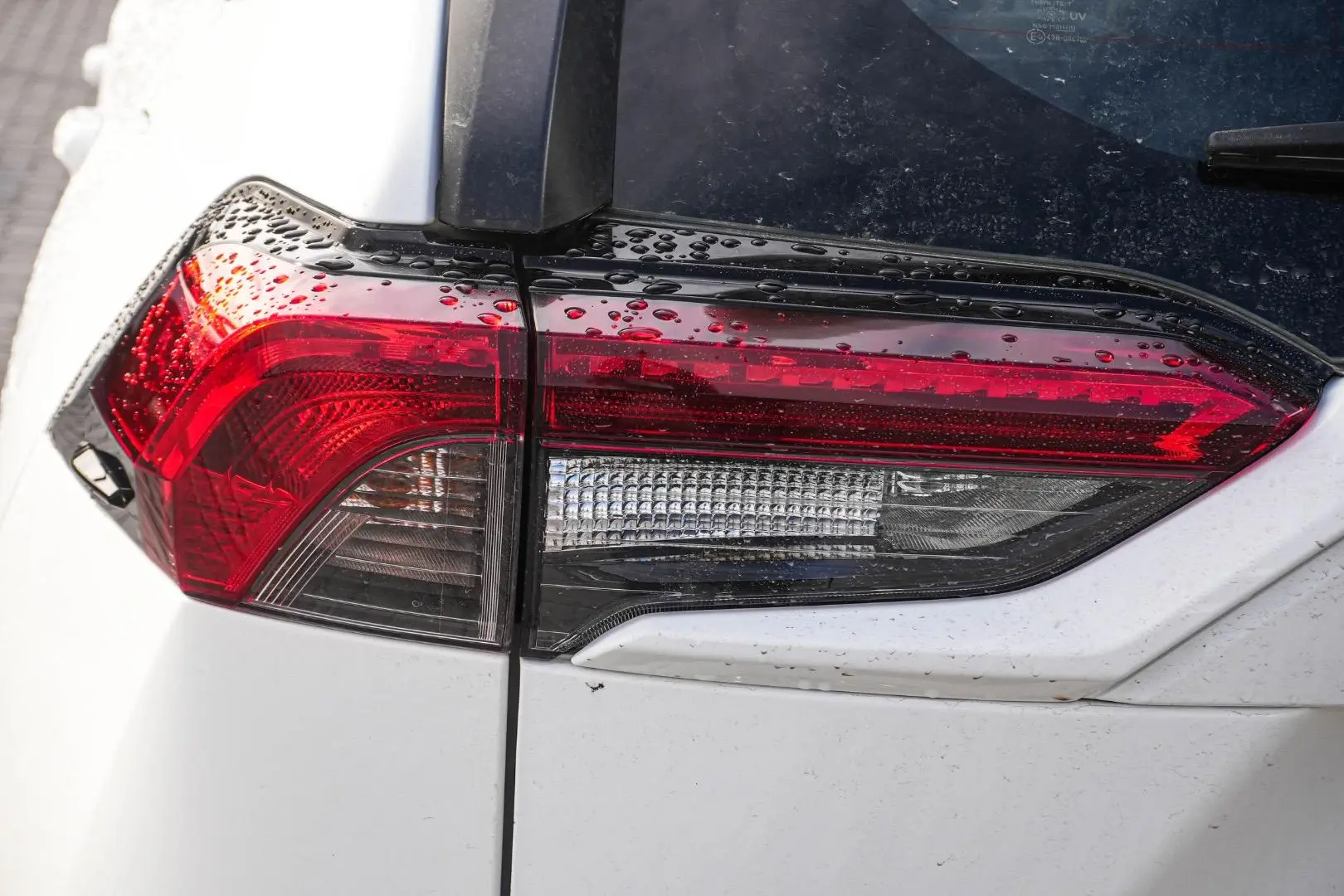 2024 Toyota RAV4 Gallery Image 14