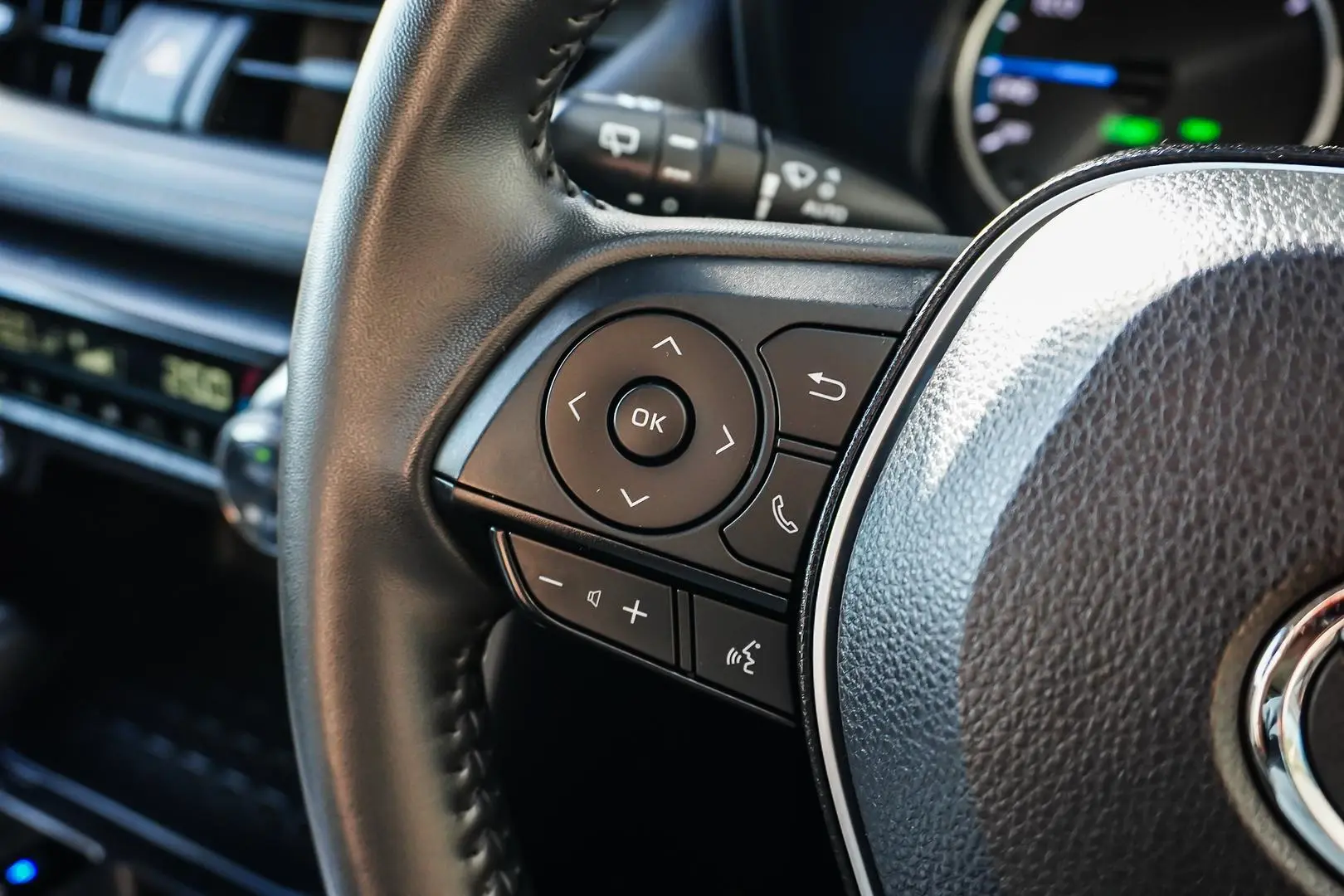2022 Toyota RAV4 Gallery Image 18