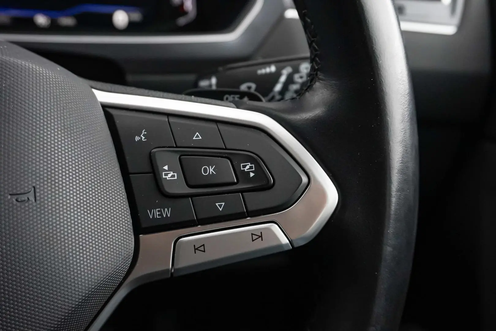 2022 Volkswagen Tiguan Gallery Image 22