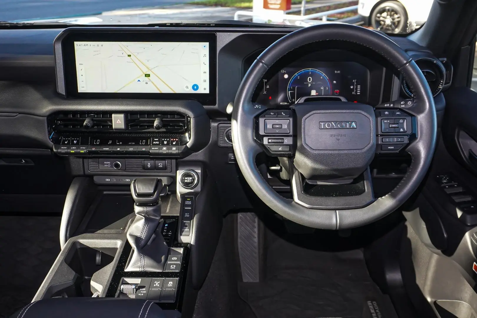 2024 Toyota Landcruiser Prado Gallery Image 9